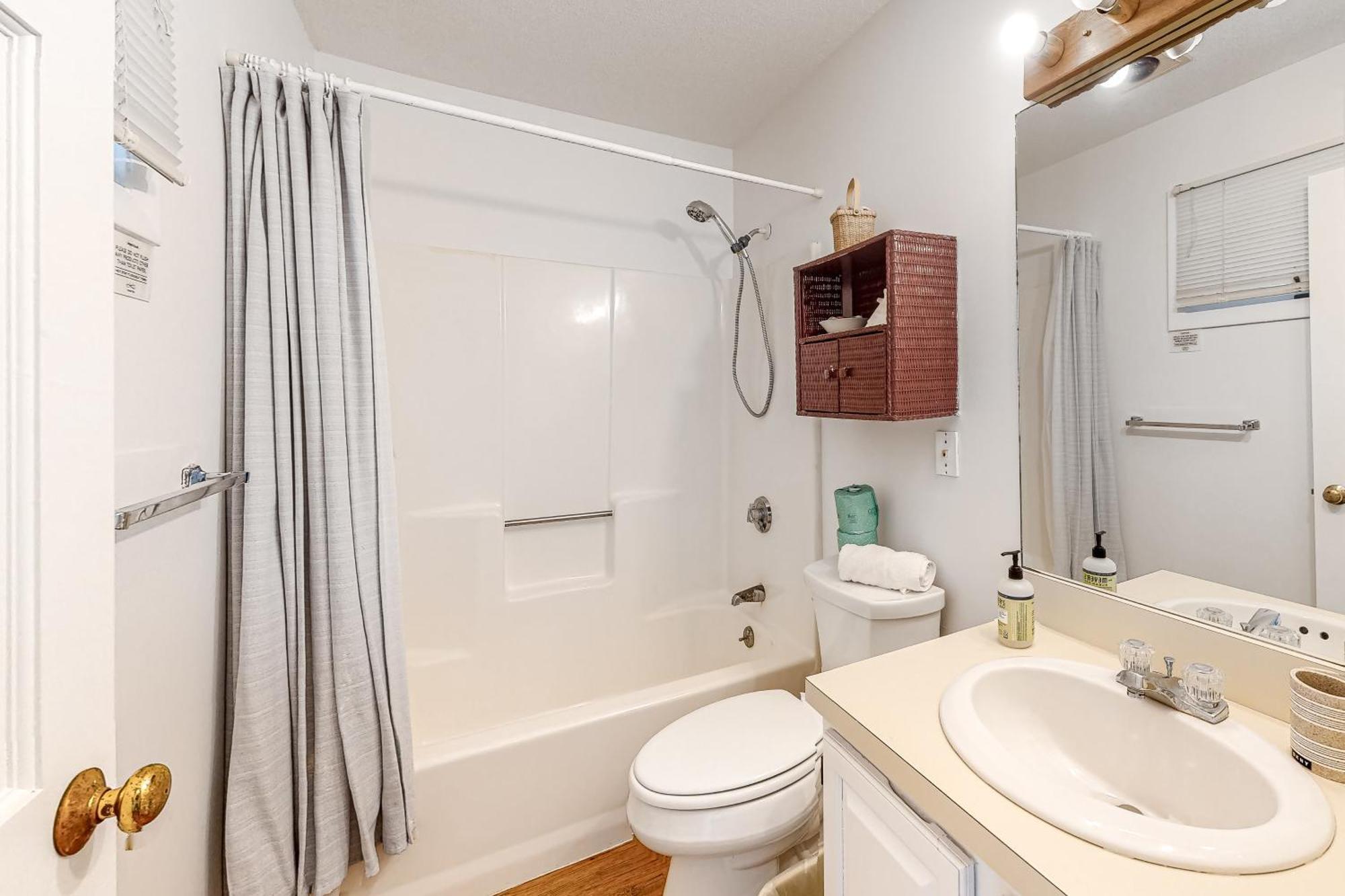 Large Studio With Patio And Pool North Truro Dış mekan fotoğraf